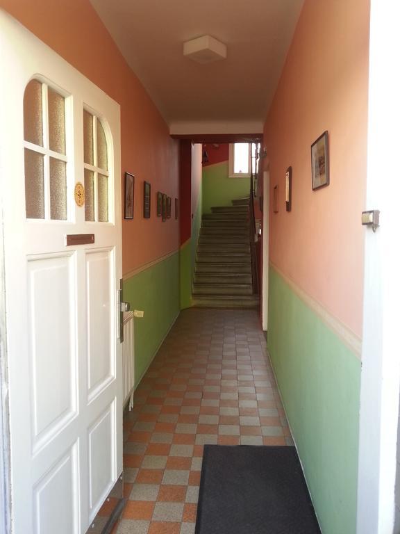 Pension U Dolezalu Brno Buitenkant foto